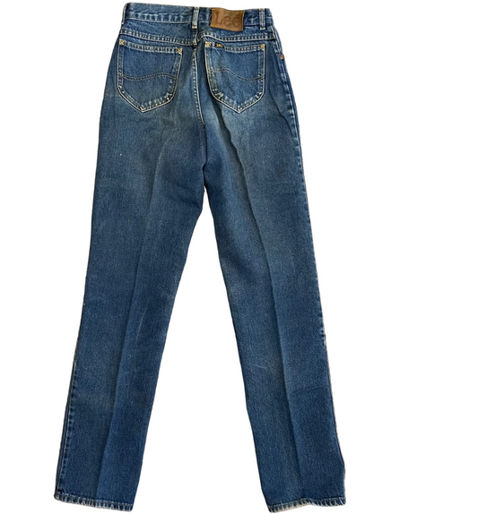 80/90's Lee Denim Blue Jeans - Tagged 9 Long - 25" x 33"