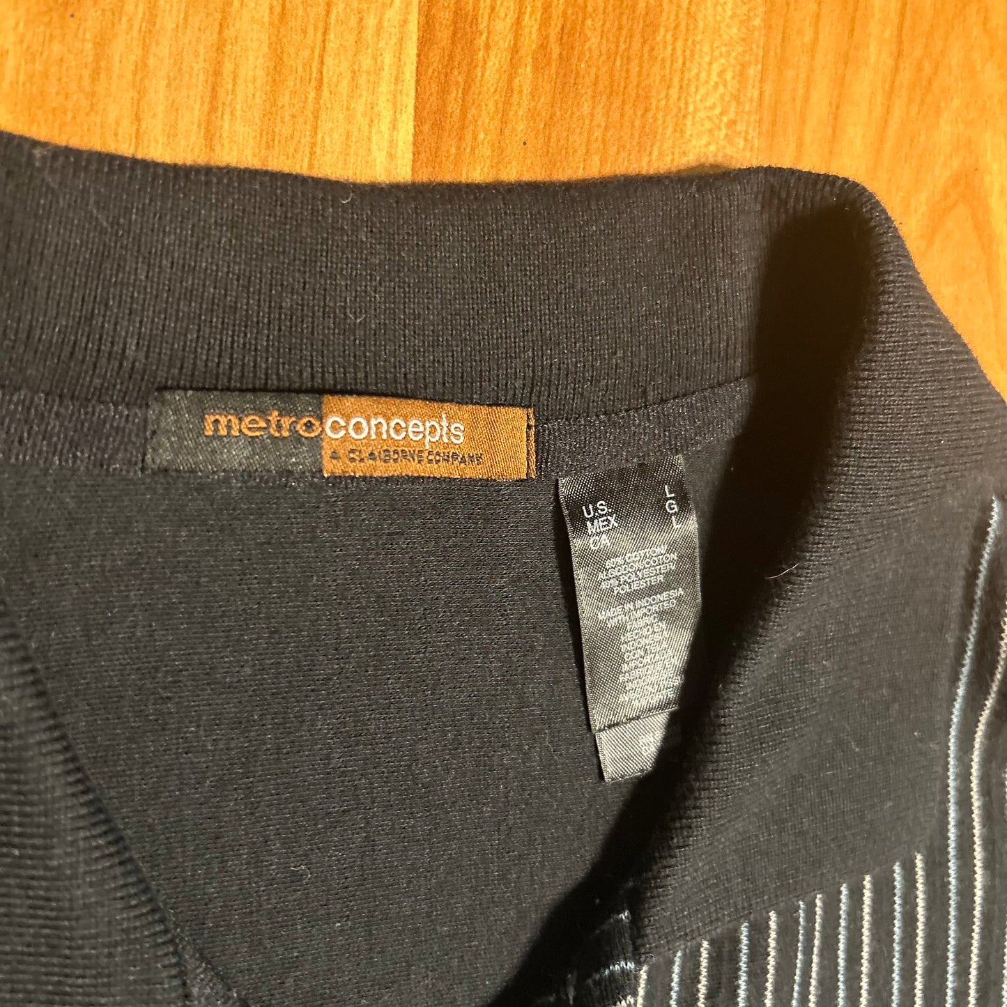 Metro Concepts Striped Button Up Down Black Blue Shirt - Medium - 21" x 30"