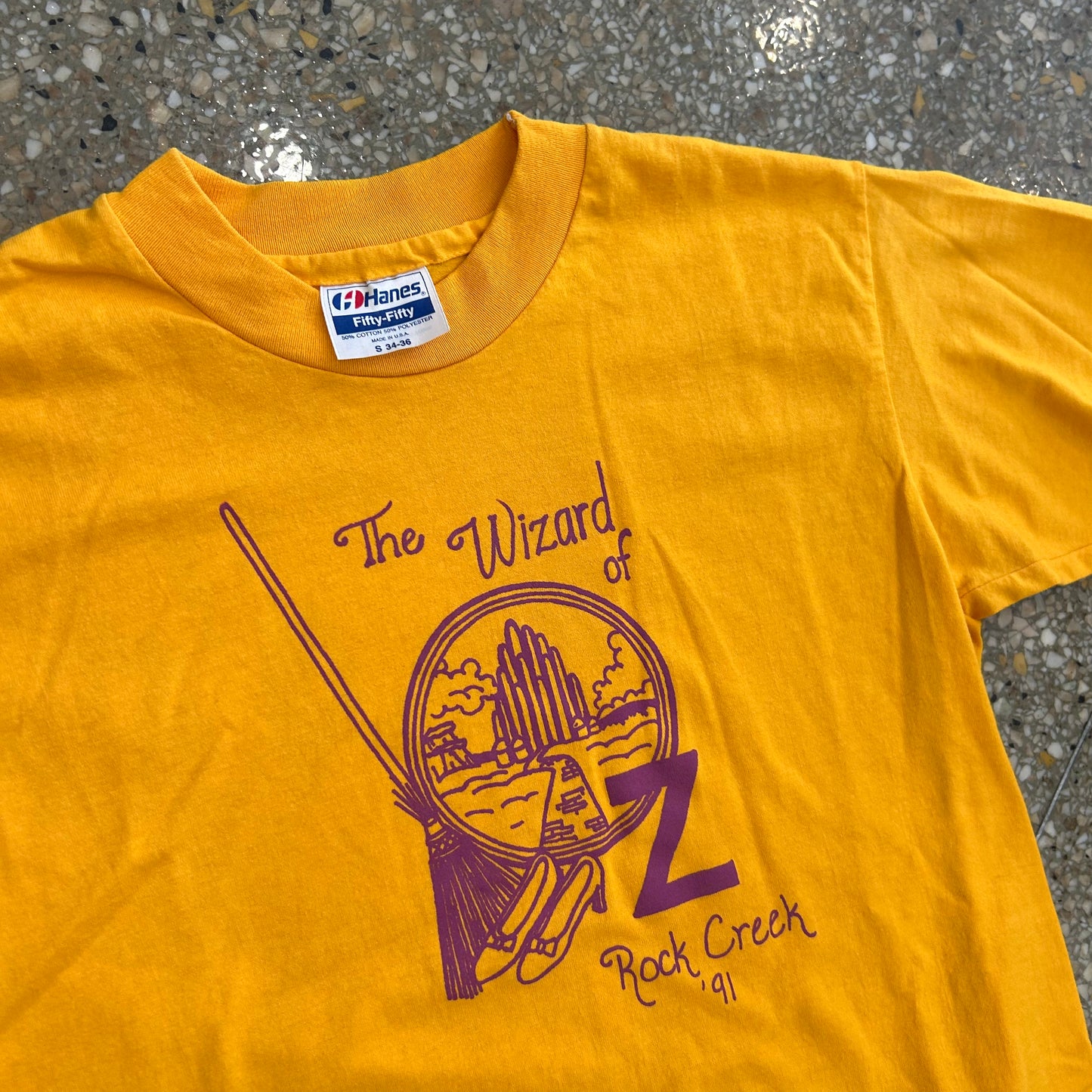 90's Hanes Fifty Fifty Wizard of Oz Yellow Tshirt - XSmall - 16.5" x 27"