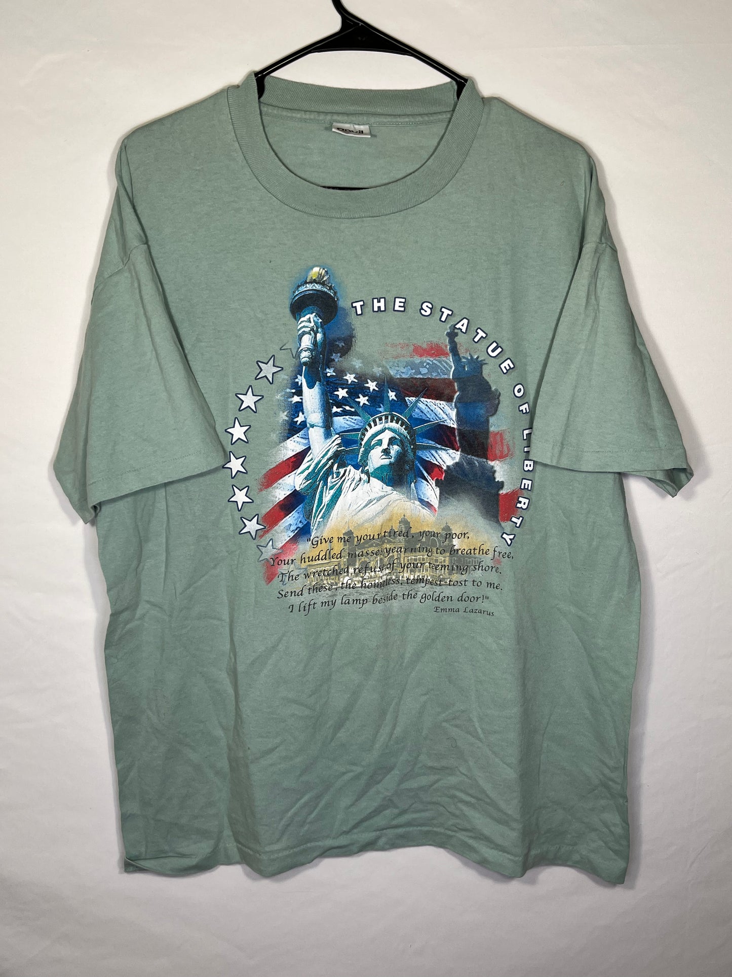 90's Anvil Statue of Liberty Tshirt - Large - 22” x 29”