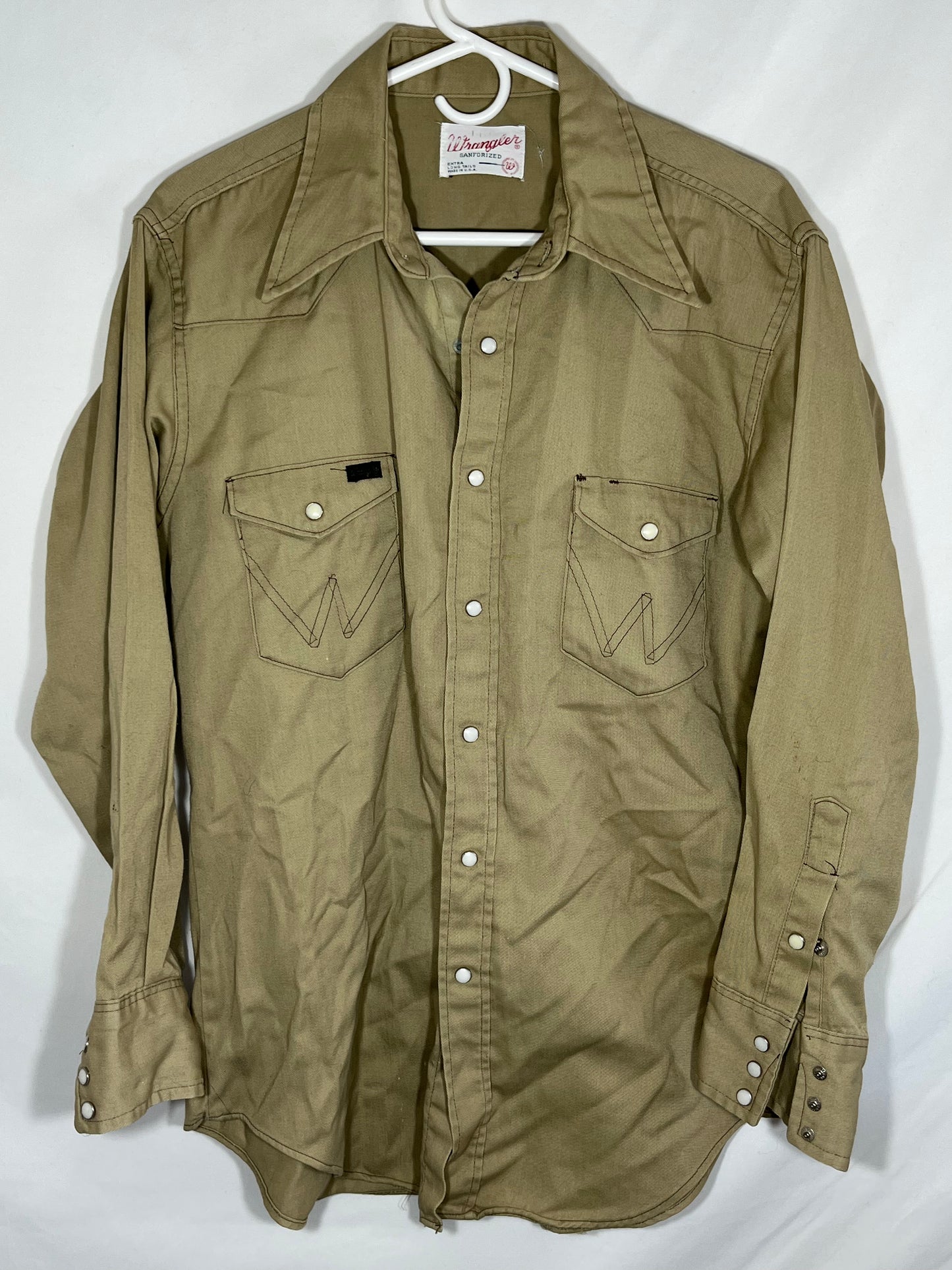 90 年代 Wrangler 卡其色纽扣珍珠按扣衬衫 - 大号 - 23 英寸 x 30.5 英寸