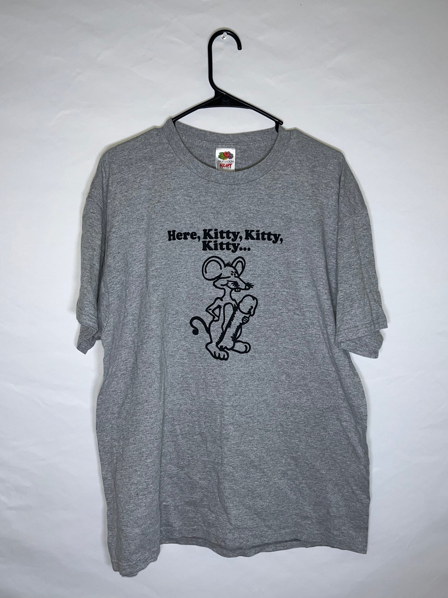 Here Kitty Kitty Kitty T 恤 - 大号 - 22.5 英寸 x 30 英寸