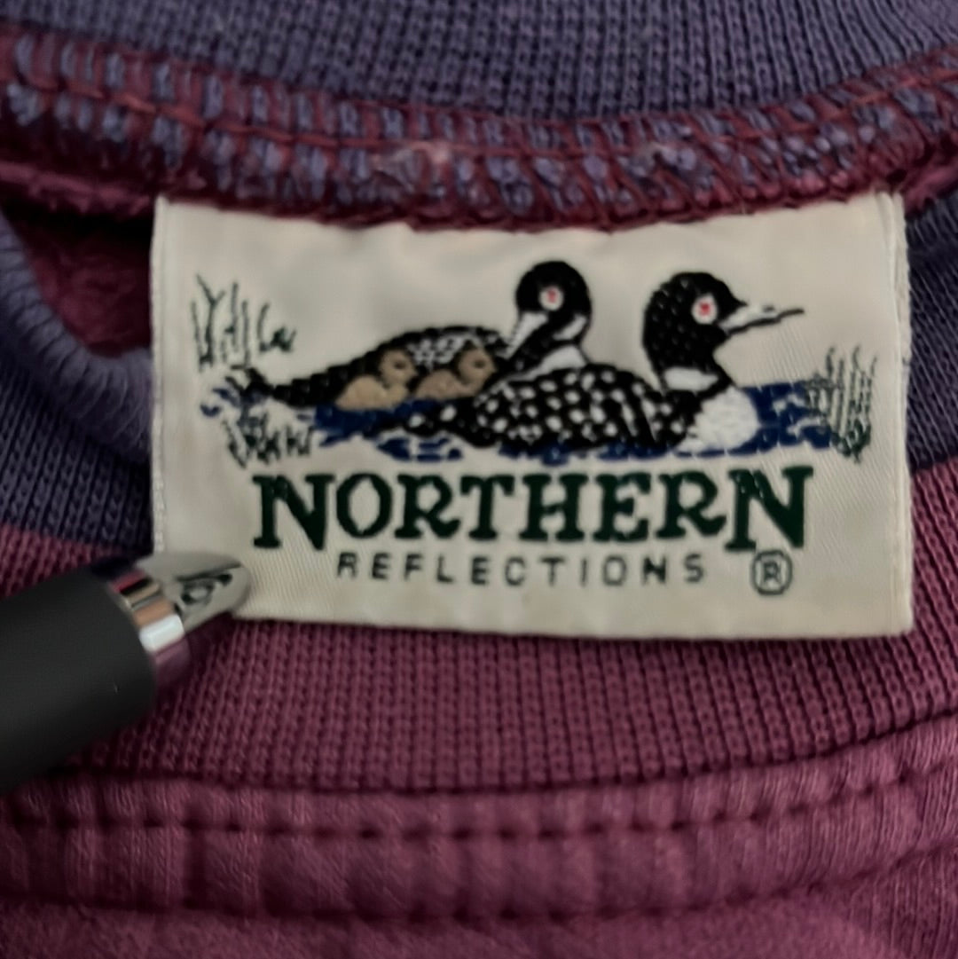 Sudadera de cuello redondo con doble cuello de flores Northern Reflections - Grande - 23.5 "x 25"