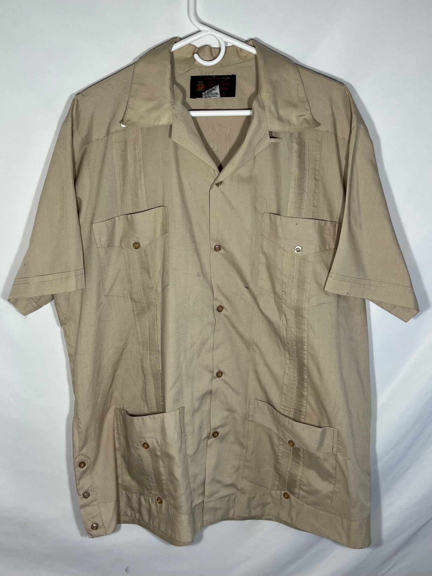 Camisa abotonada con muchos bolsillos - XL - 24.5” x 31”