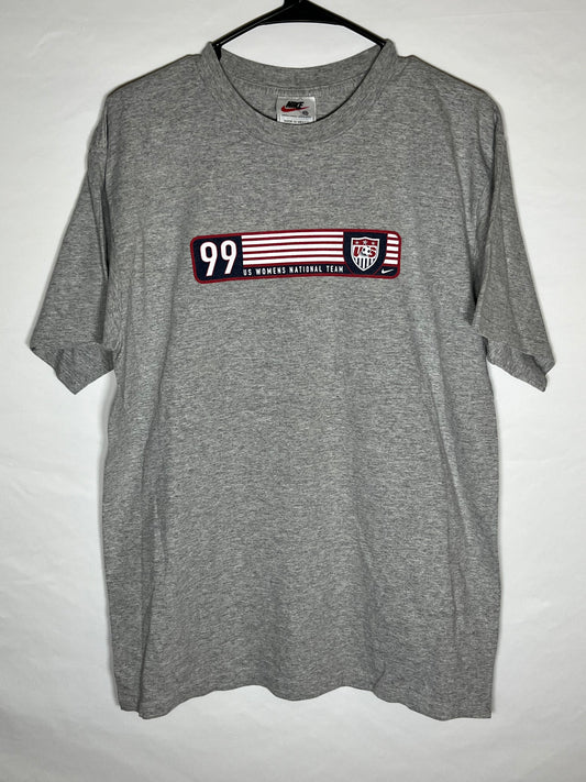 90's Nike Womens Soccer Tshirt - Medium - 20” x 27.5”