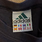 Camiseta Adidas de los 90 - XL - 25” x 31.5”