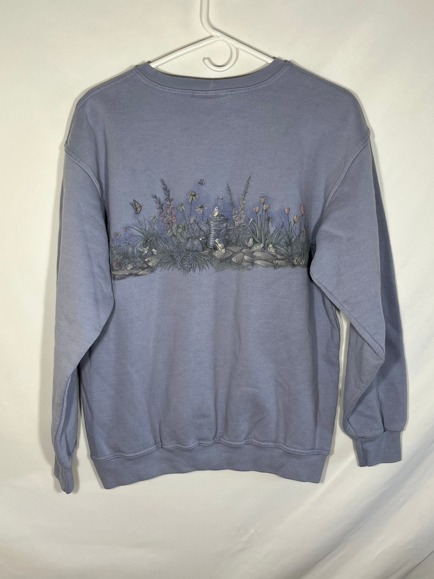 Northern Reflections Wrap Around Print Crewneck Sweatshirt - Medium - 21” x 24”