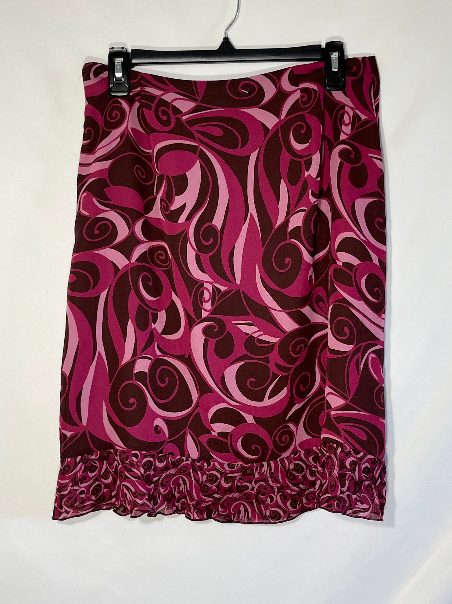 Falda Swirly Rojo Rosa - 32” x 24”