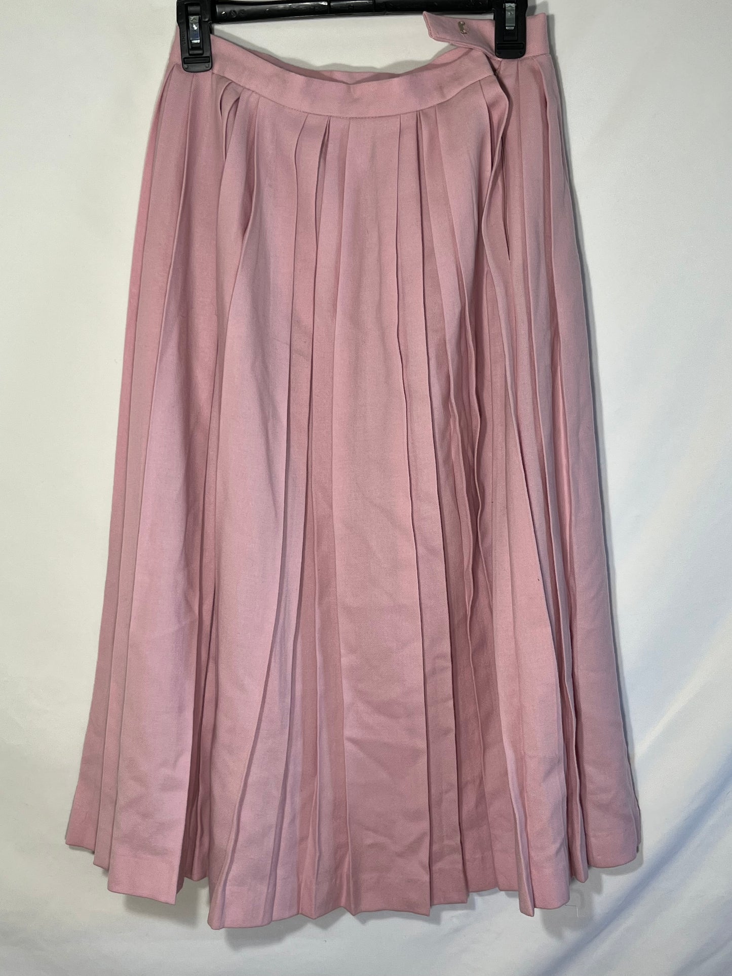 70/80's Evan Picone Pleated Skirt - 26” x 31”