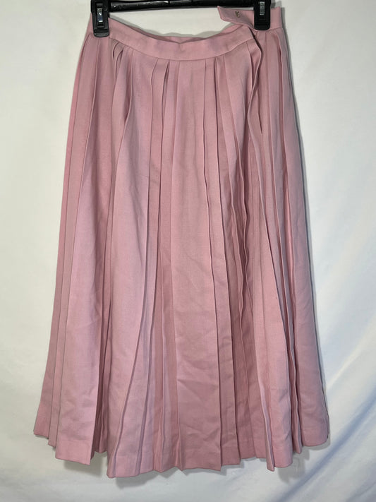 70/80's Evan Picone Pleated Skirt - 26” x 31”