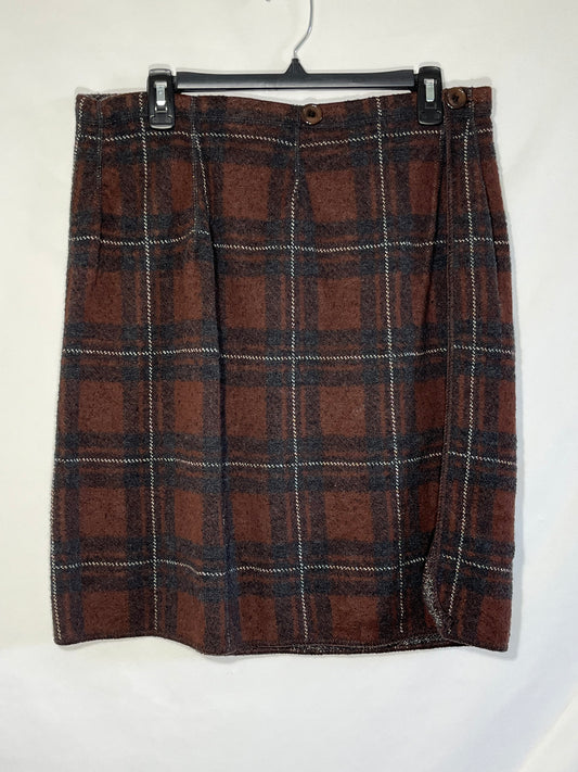 80's Plaid Skirt - 33” x 23.5”