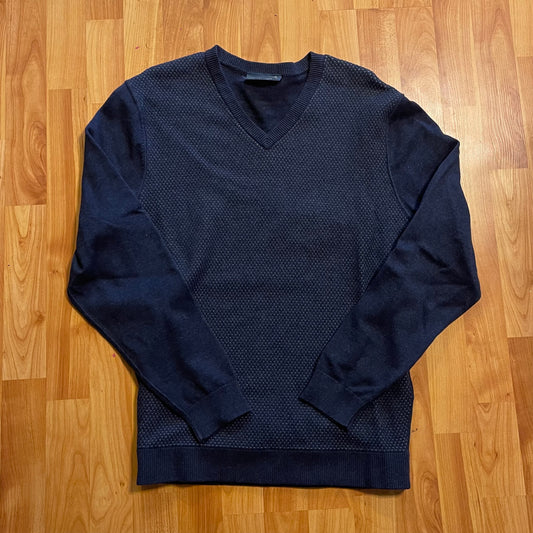 Navy v-neck sweater fits L