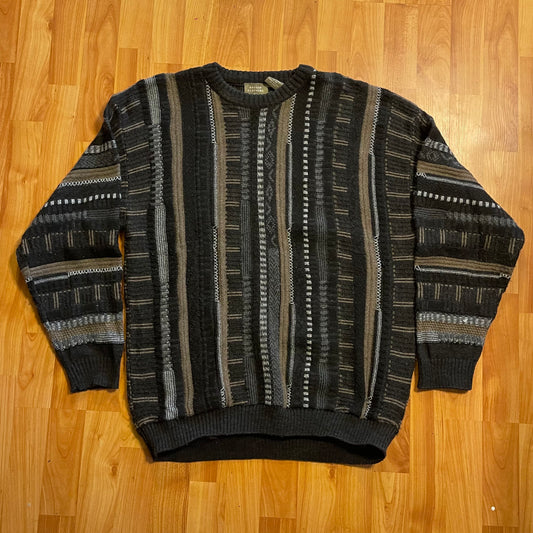 Sweater in brown fits L