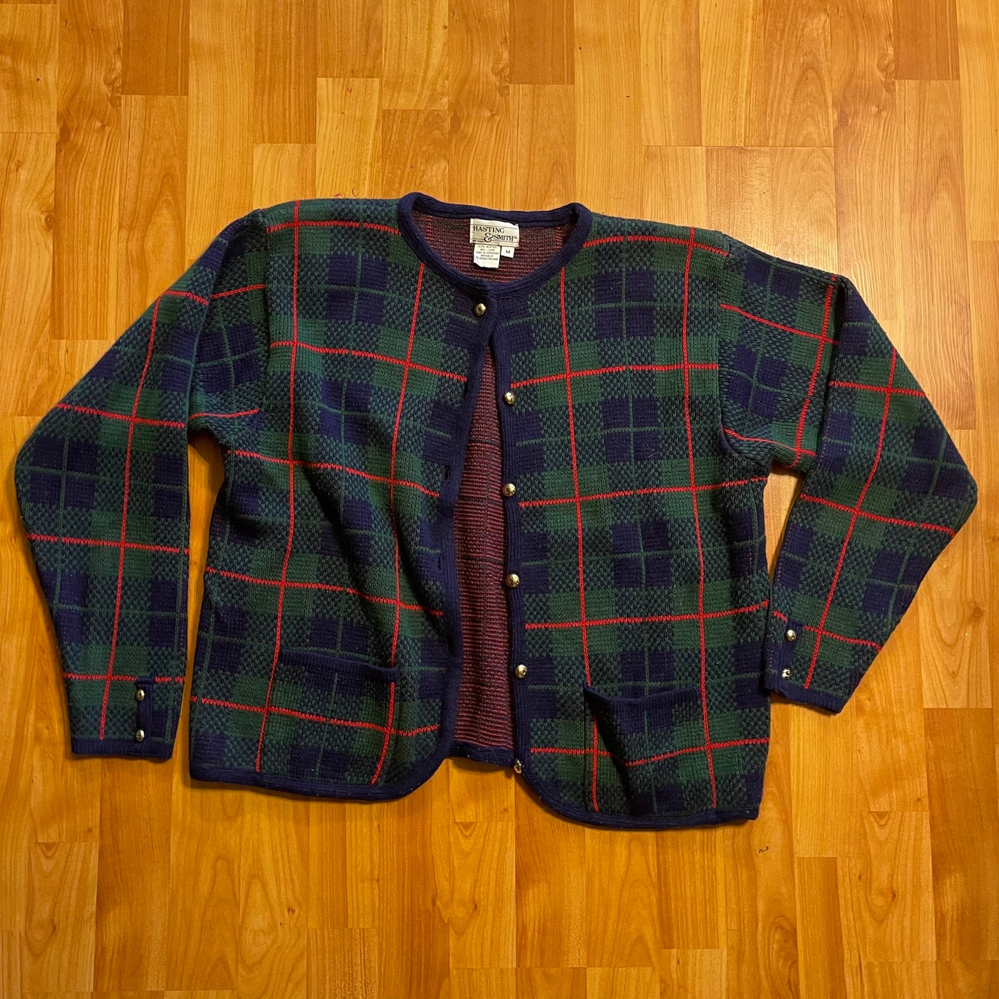 Plaid cardigan fits M