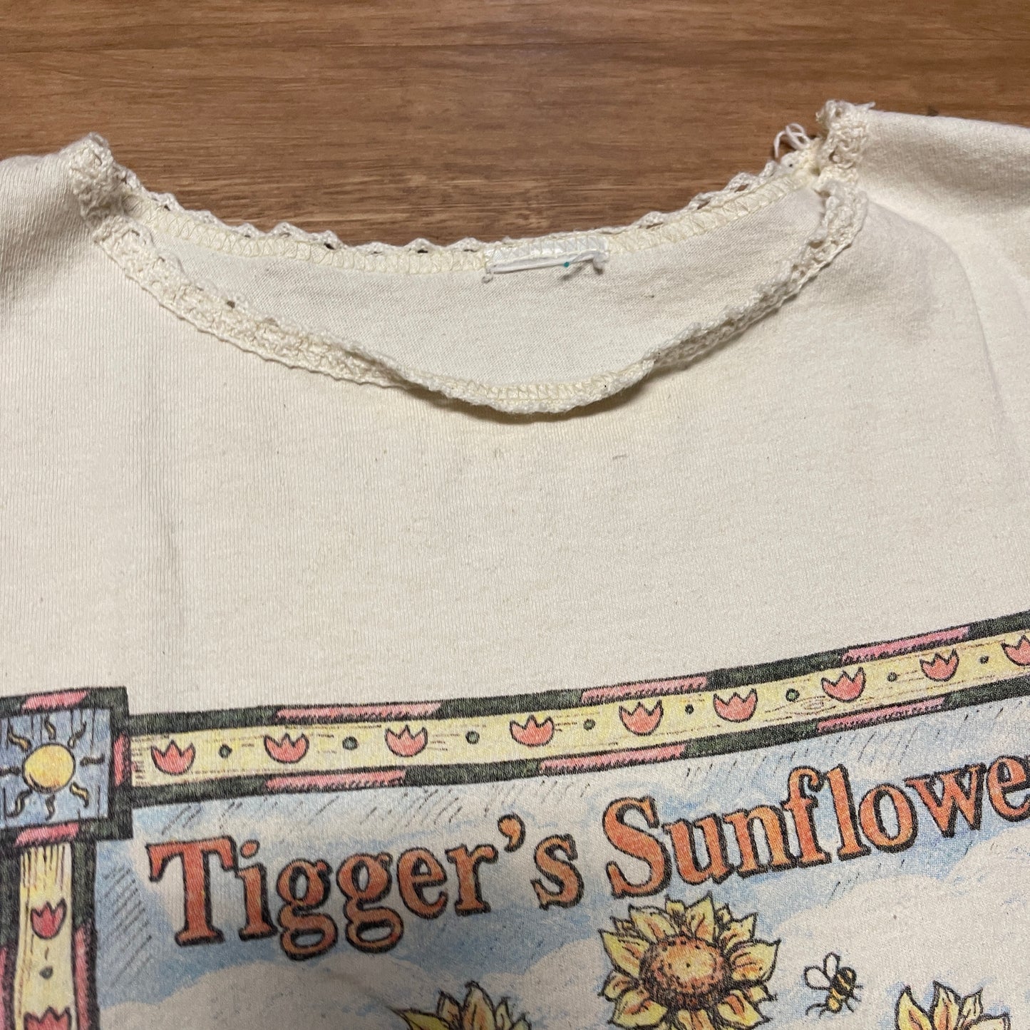 Tigger's Sunflower Tshirt - XL Long