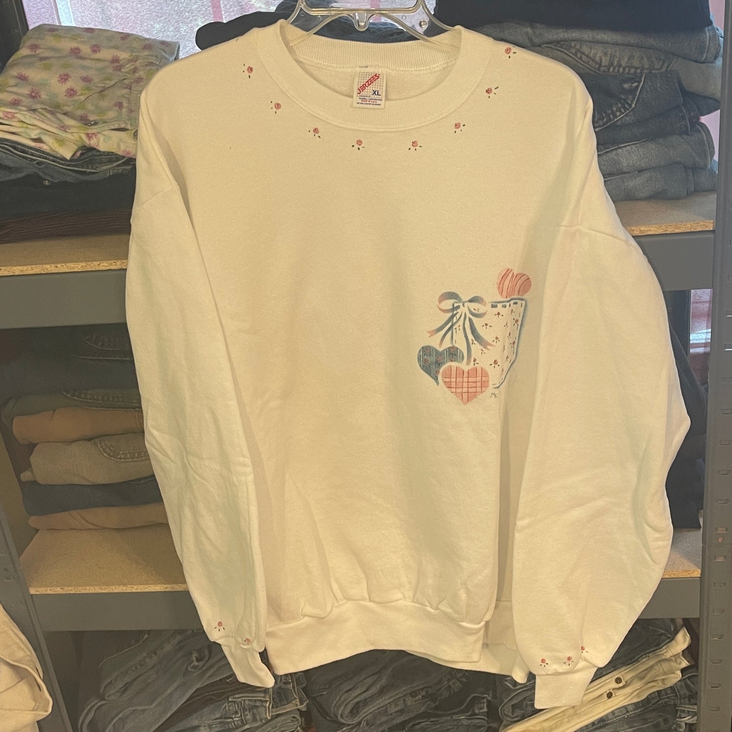 1990s Jerzees Flower Crewneck - 25" x 26.5"