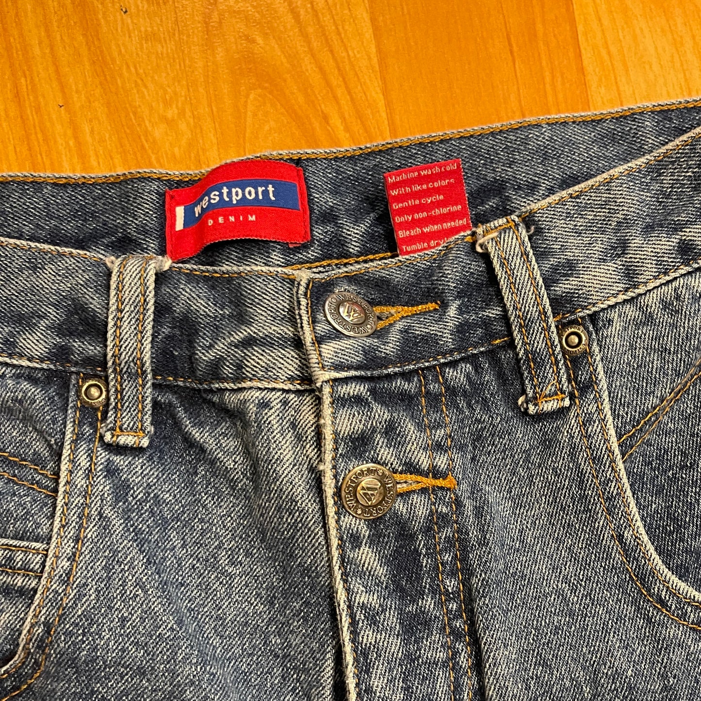 Westport Denim - Tagged 10 measures 28" x 29.5"