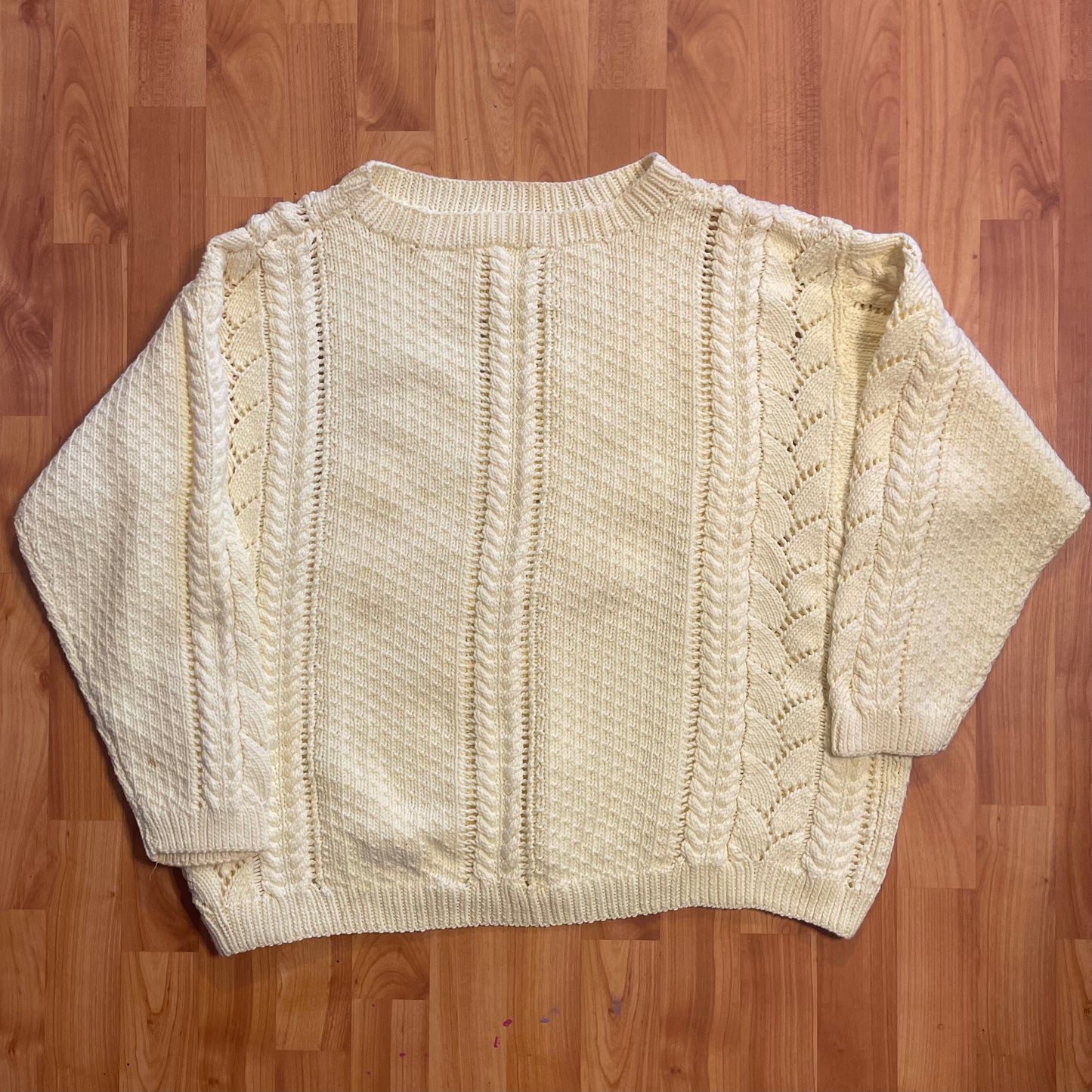 Hand made Sweater - L