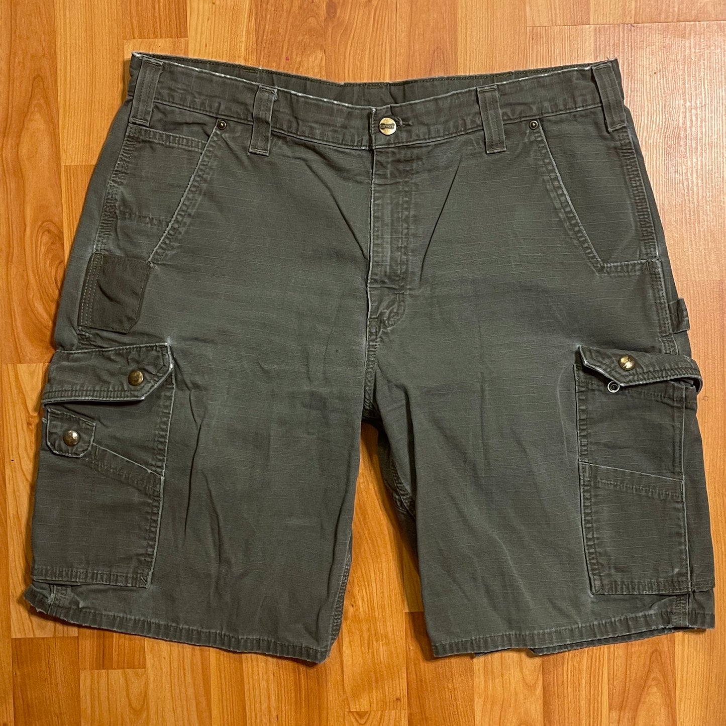 Carhartt Cargo Shorts 36" x 10"