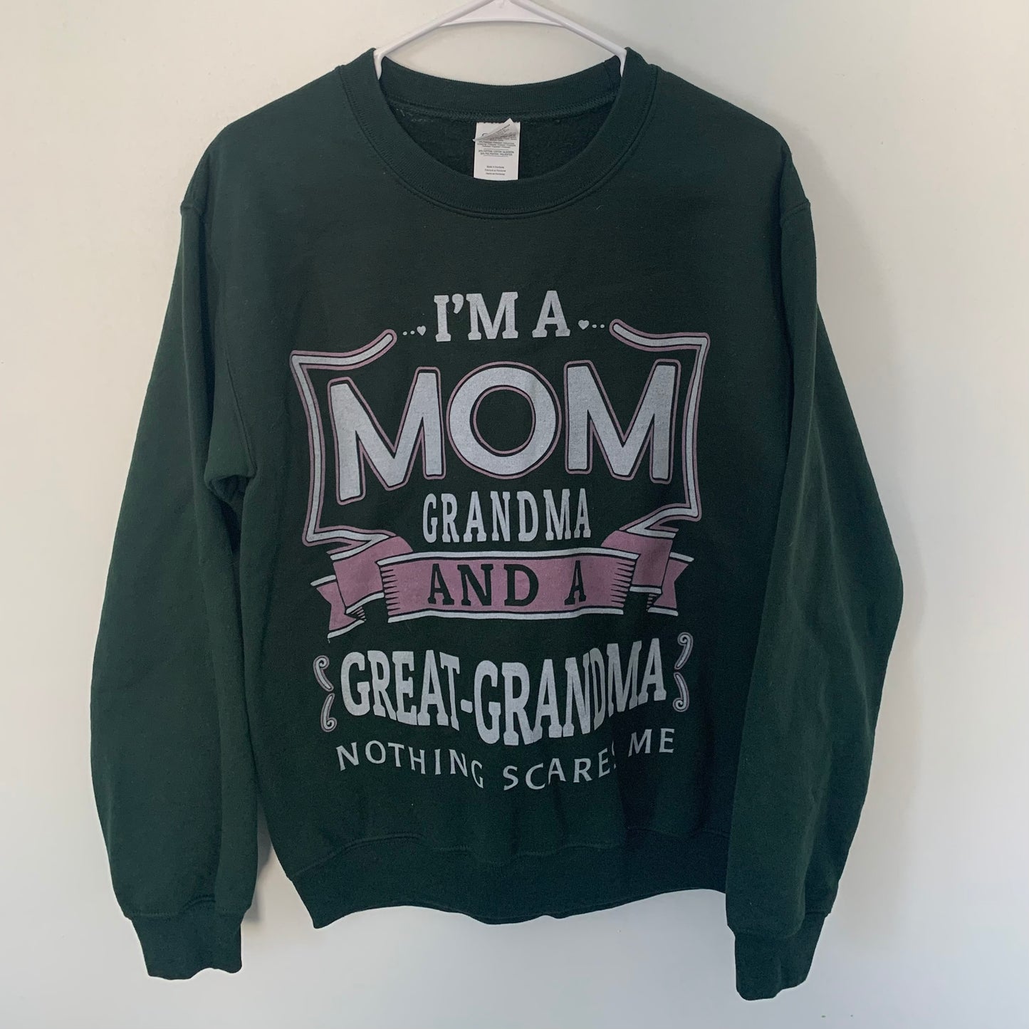 Grandma Crewneck- M