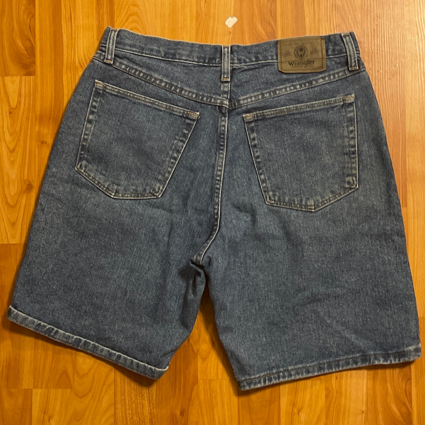 Wrangler Jorts 31" x 8.5"