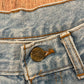 Vaqueros elegantes de los 90 - 26” x 26.5”