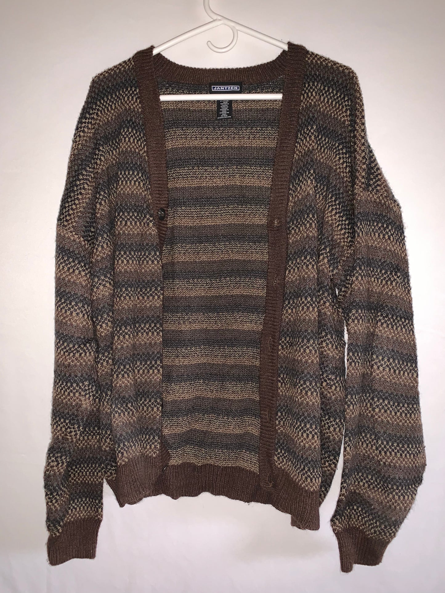 Jantzen Acrylic Cardigan - XLarge - 24” x 25”