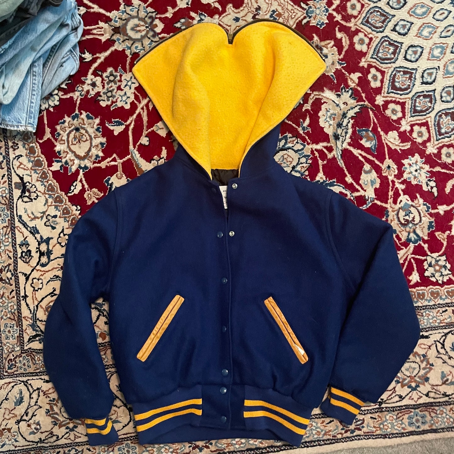 80s Varsity Jacket - M 21" x 25"