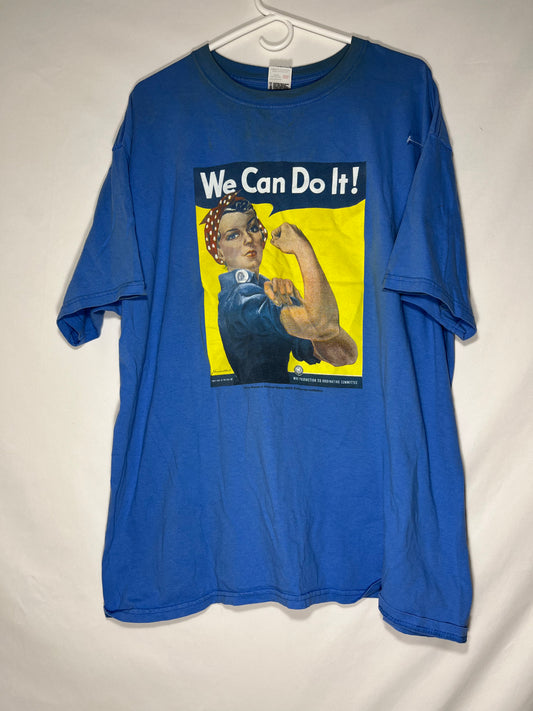 Camiseta Y2K Anvil We Can Do It - XL - 24" x 29"