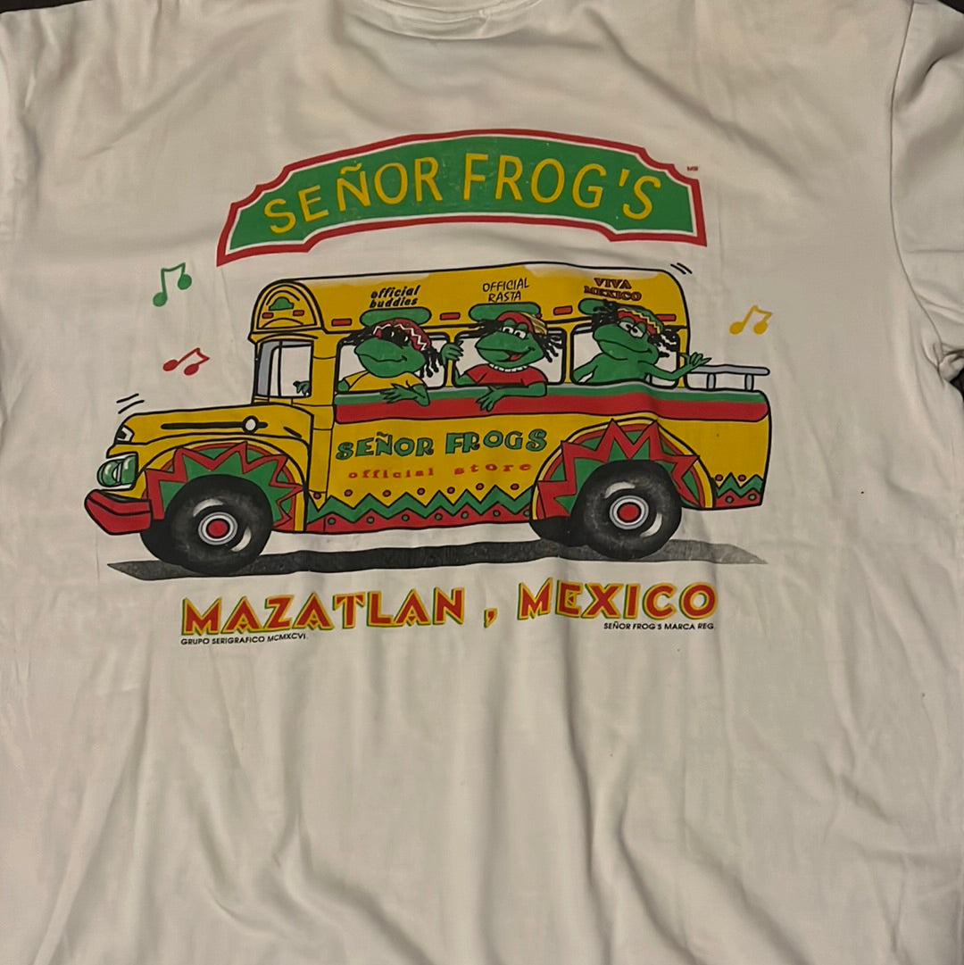 90’s Senor Frogs Tshirt- 22” x 27”