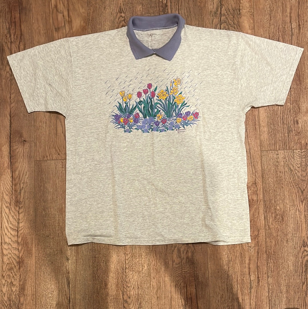 Collared Flower Tshirt - 24” x 30.5”