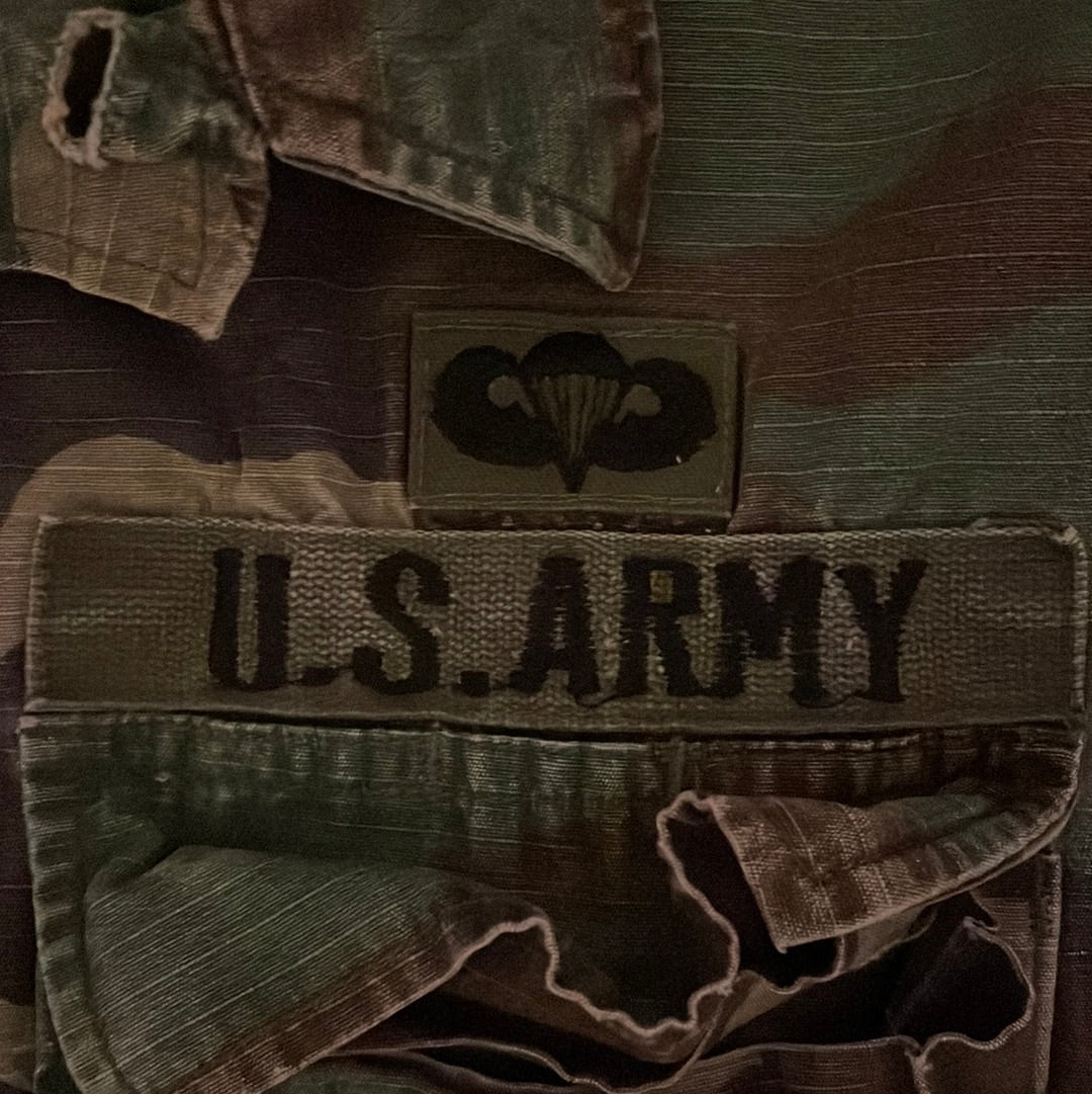 Army Shirt - Medium - 20” x 30”