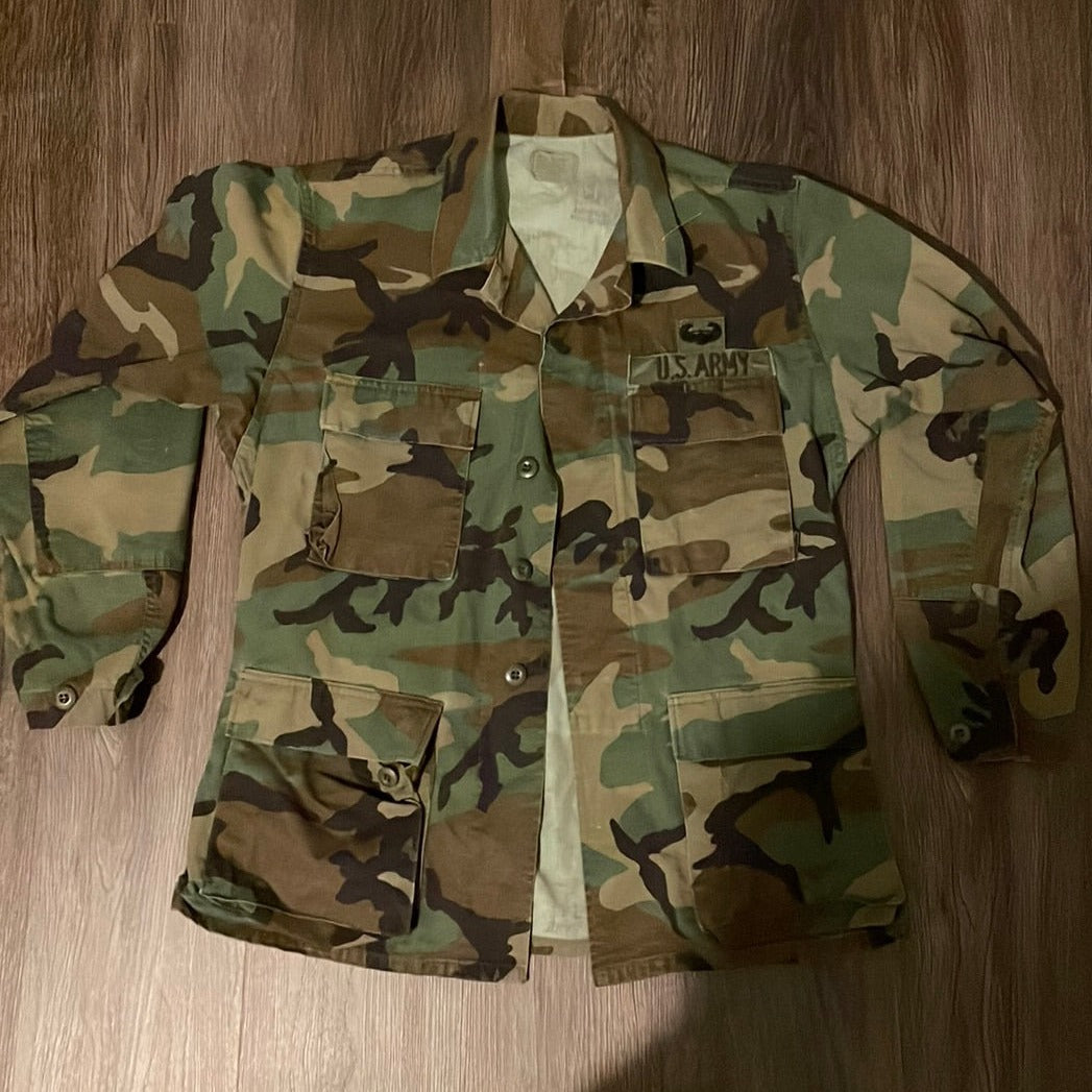 Army Shirt - Large - 22” x 29”