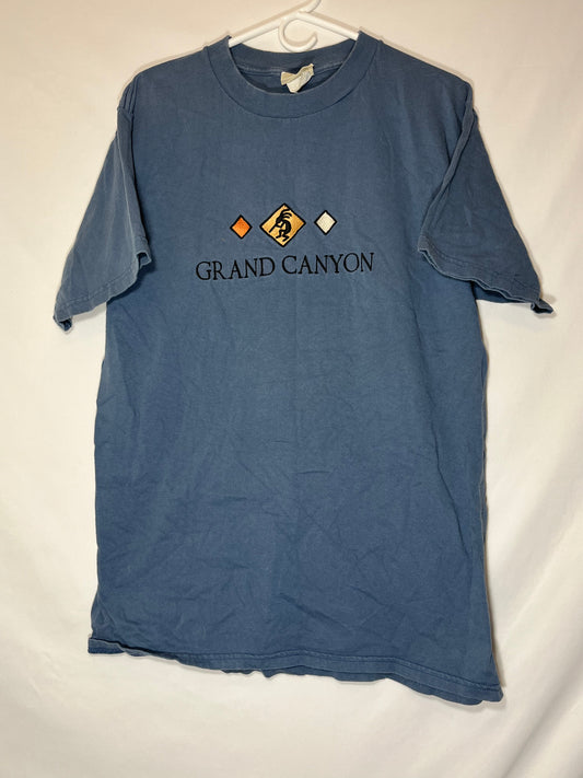 Camiseta Gran Cañón - Mediana - 20” x 30.5”