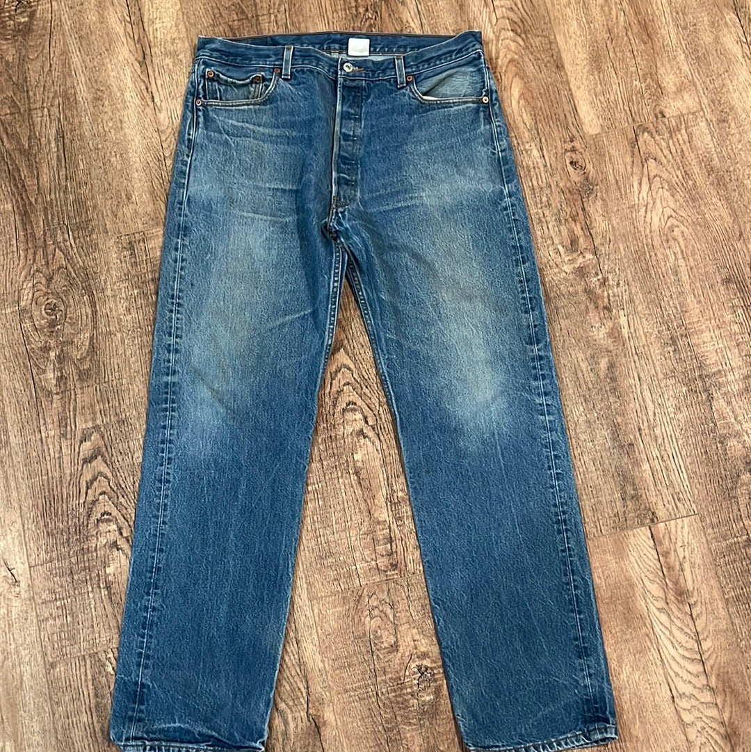 Levi's 501 - 32" x 31"