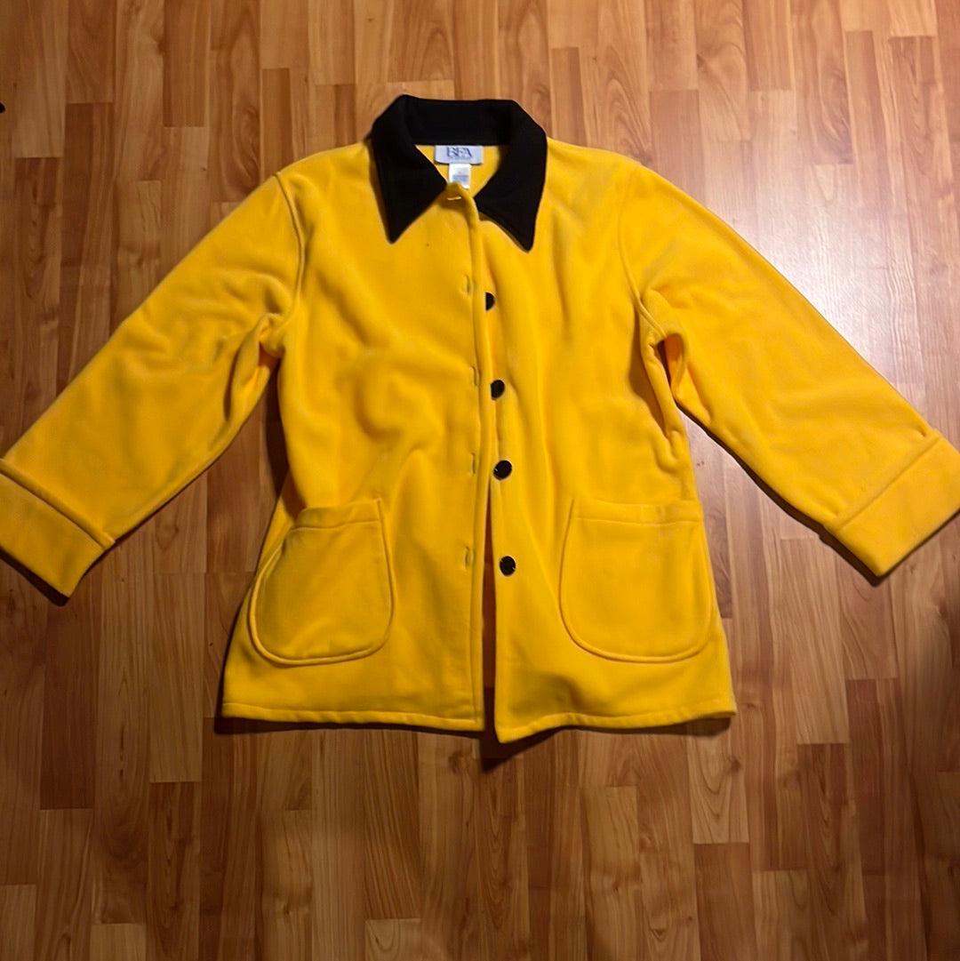 Button Up Jacket - Medium - 21” x 31”