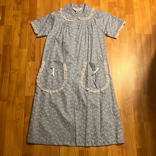 80's Cute Dress - M 18” x 43.5”