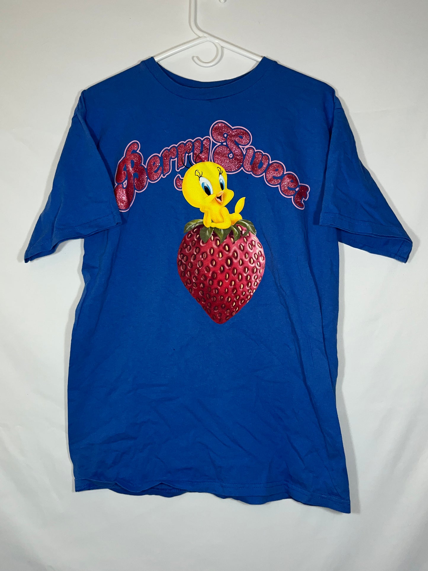 Looney Tunes Tweety Berry Sweet Tshirt - Small - 18.5” x 27”