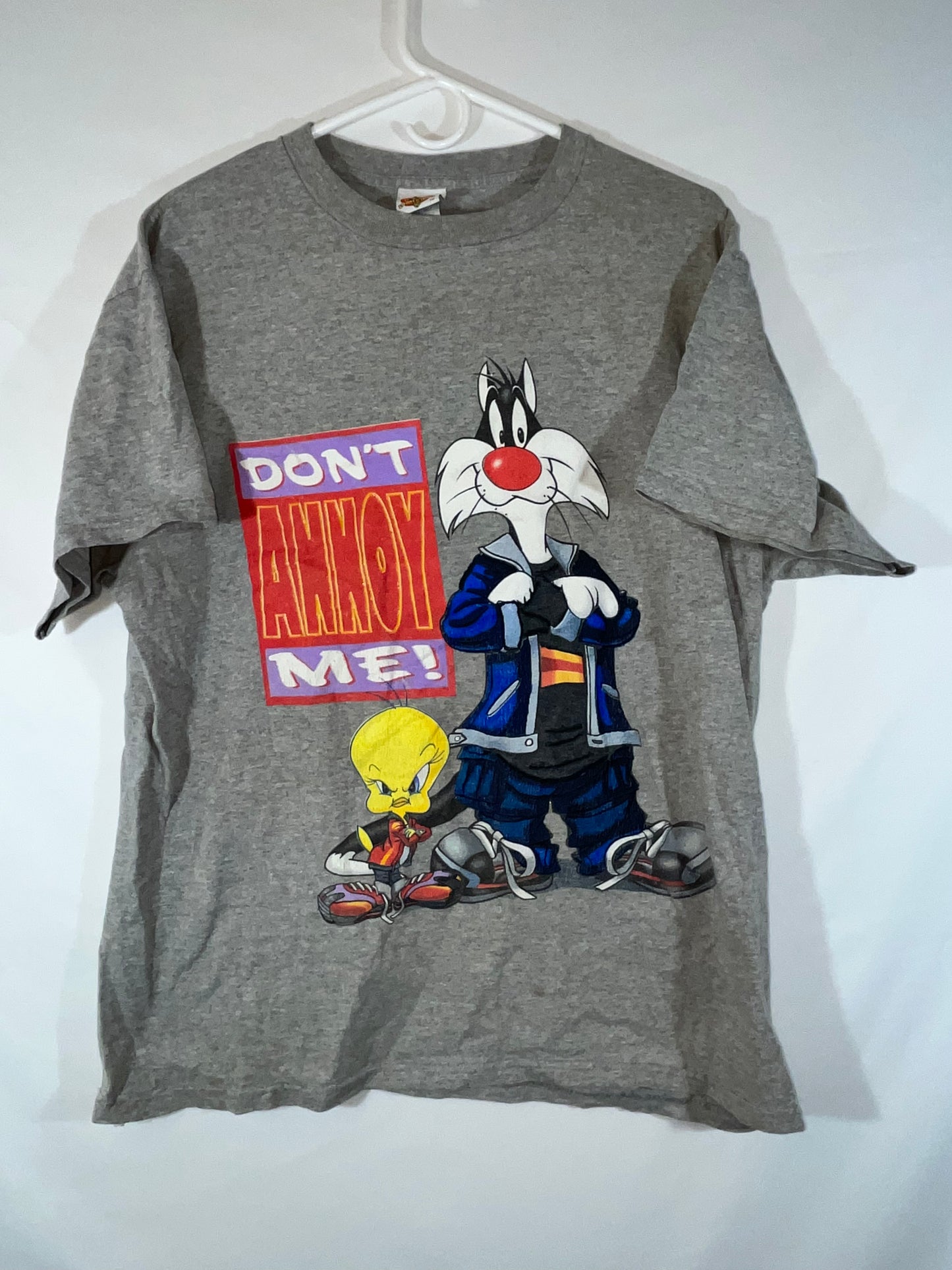 Looney Tunes Don't Annoy Me Tweety and Other Guy Tshirt - Medium - 20.5” x 27”