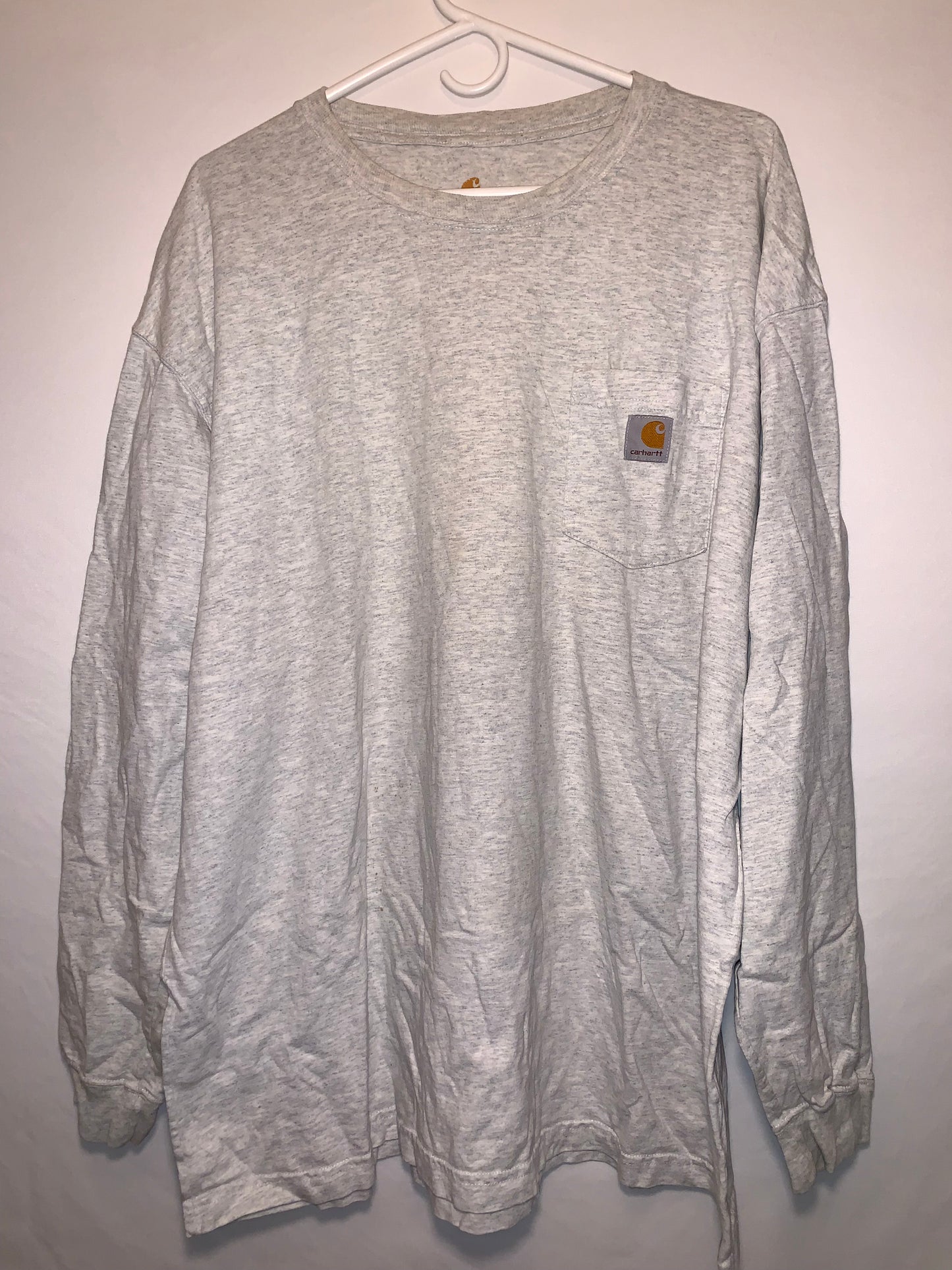 Carphartt Longsleeve - XLarge - 26” x 29”