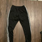 Pantalones deportivos adidas - 28” x 30”