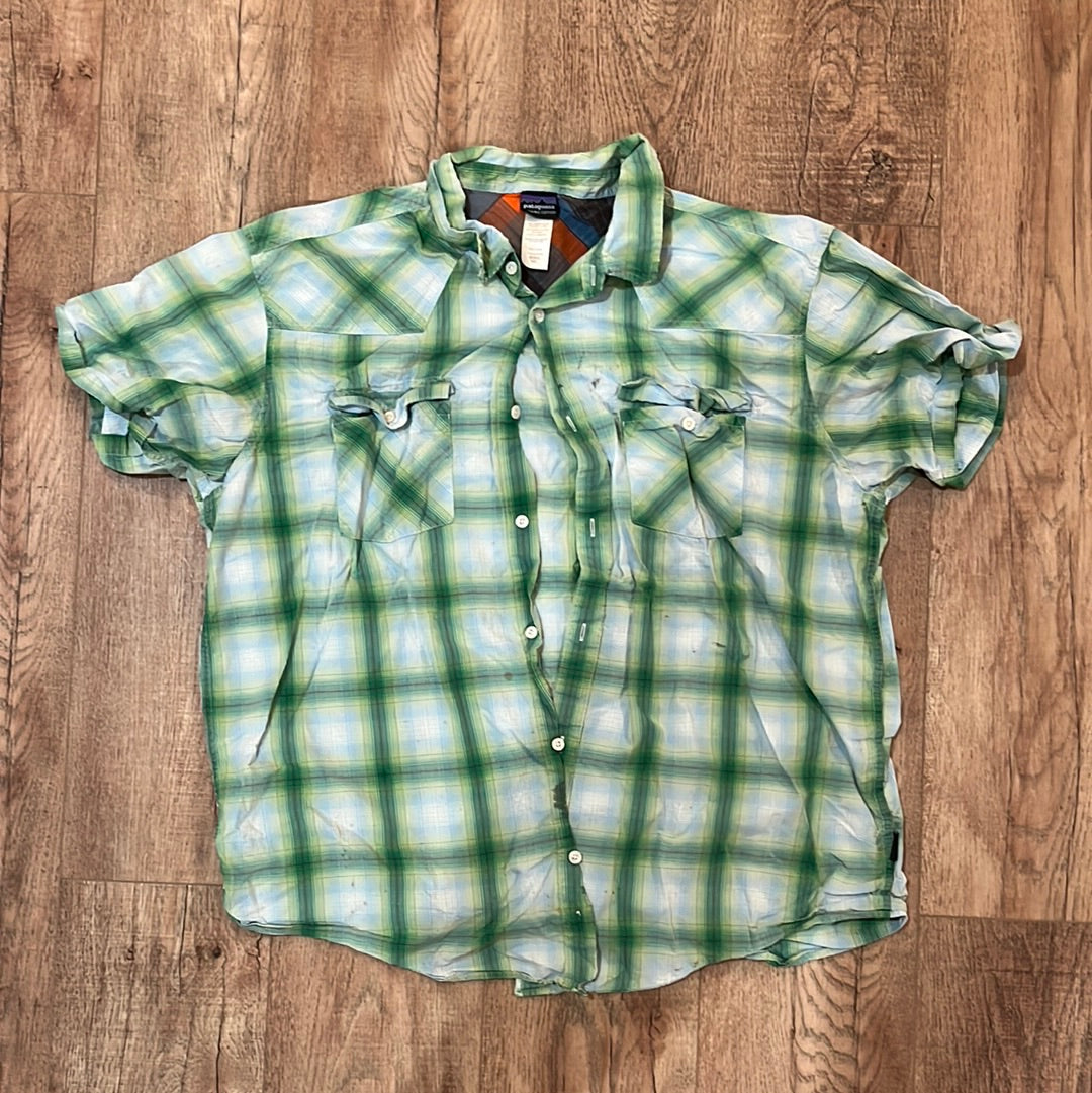 Camisa con botones Phartagonia - XL - 24.5” x 29