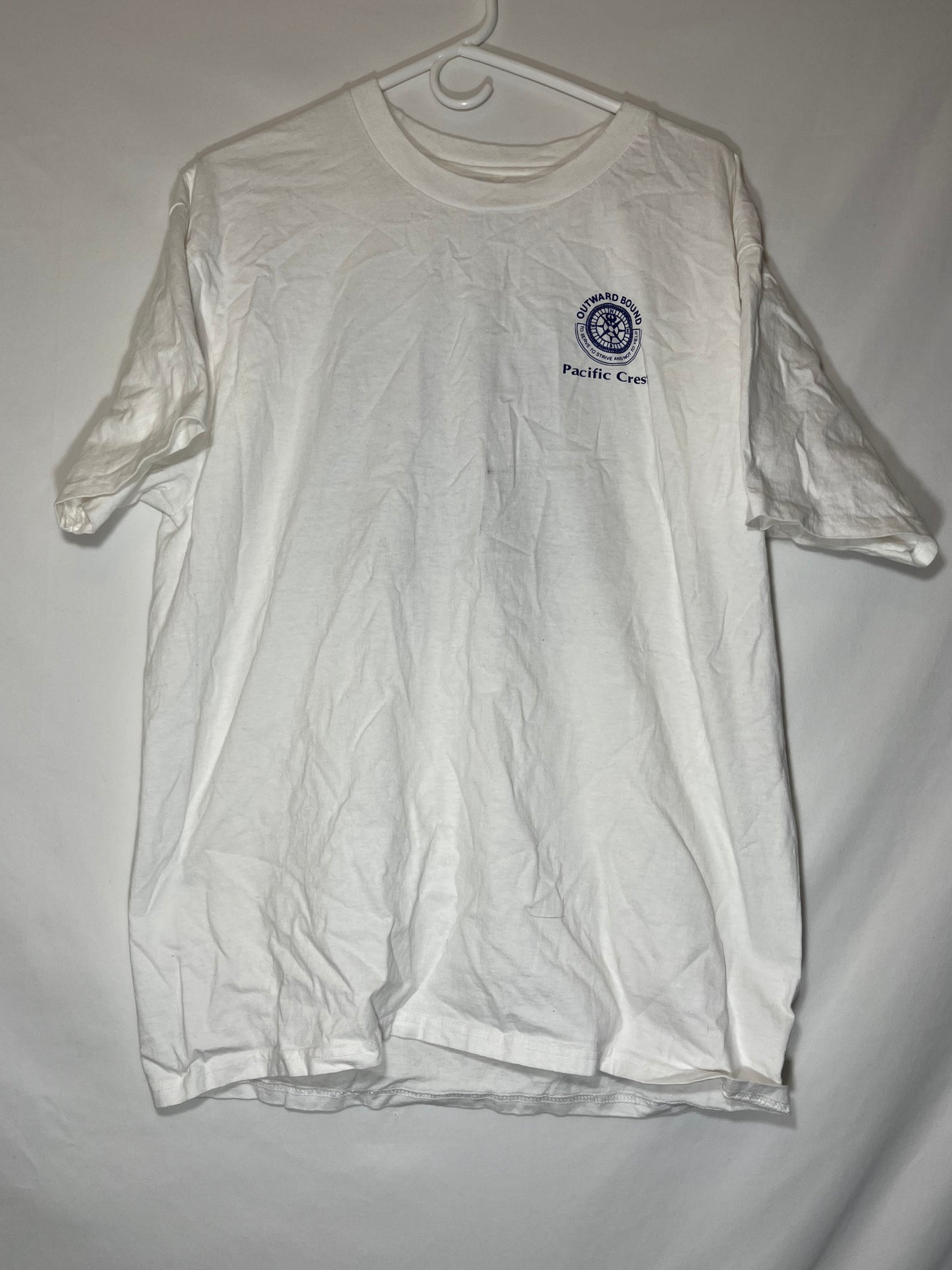 Hanes Pacific Coast Outward Bound Tshirt - Medium - 21.5” x 28.5”