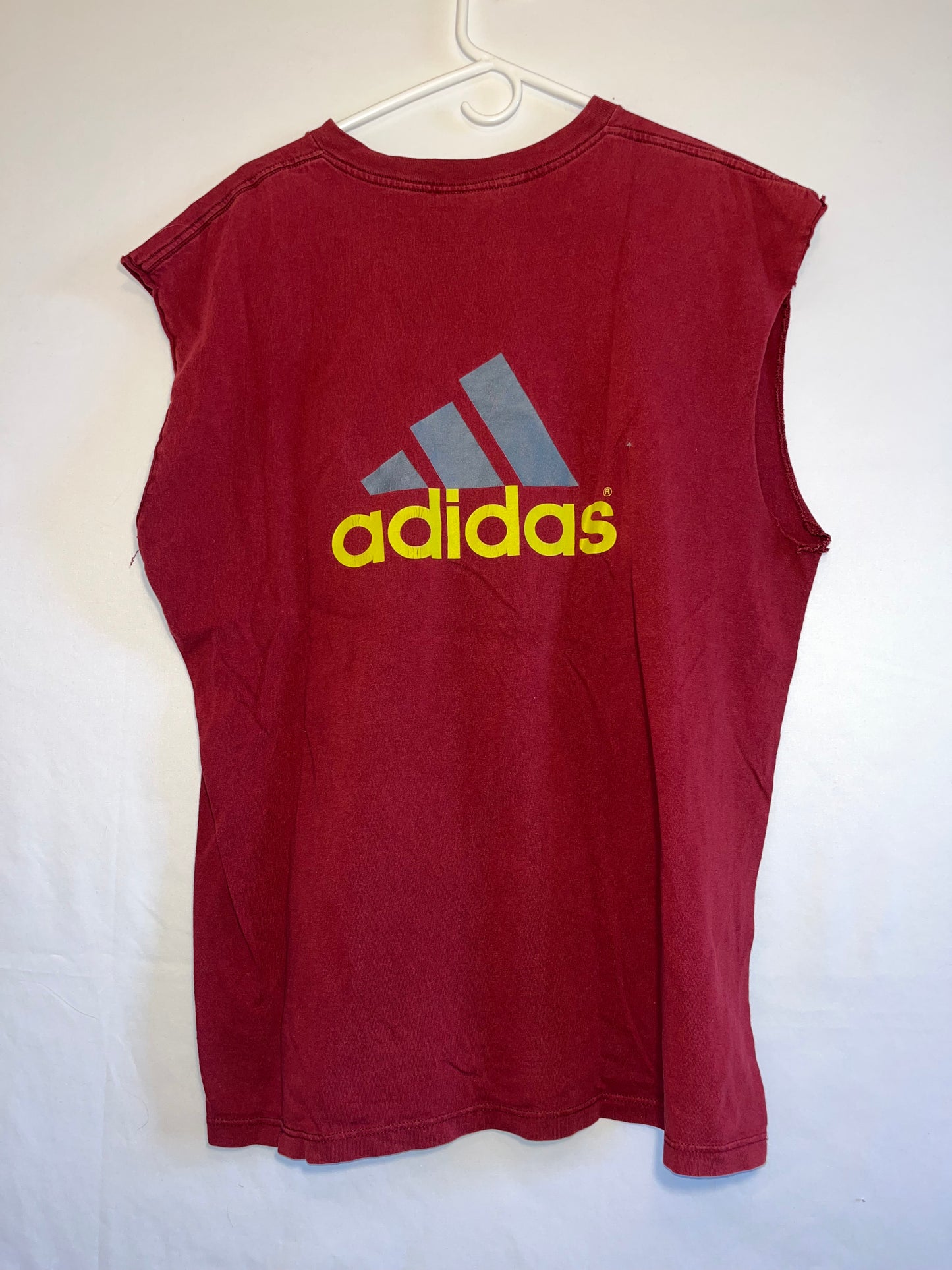 Camiseta Adidas Cutoff de los 90 - Grande - 22.5” x 28.5”