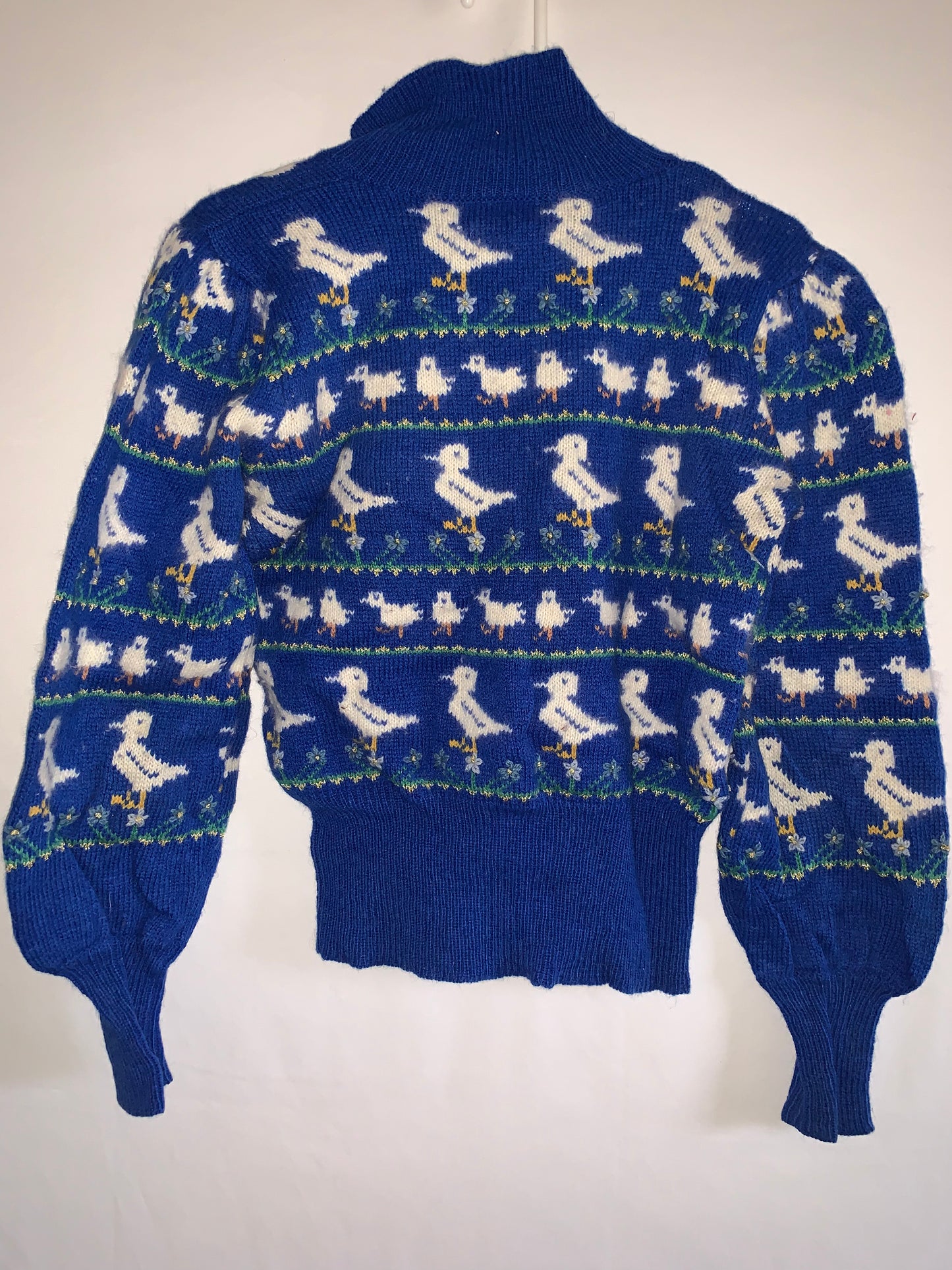 80's Duck Sweater - Small - 18” x 21.5”