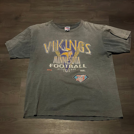 90's Vikings Faded Tshirt - 22” x 26.5”