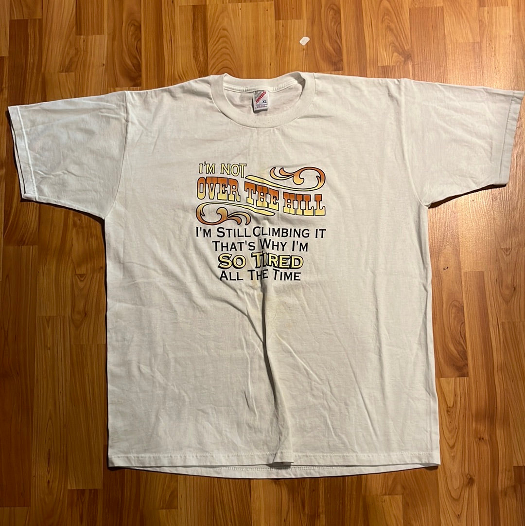 90 年代 Jerzees Over the Hill T 恤 - XL 24 英寸 x 29.5 英寸