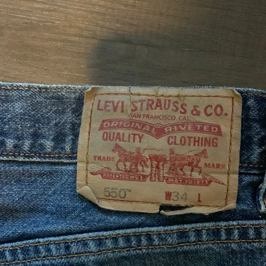 Levi 550 Jorts - 33” x 10”