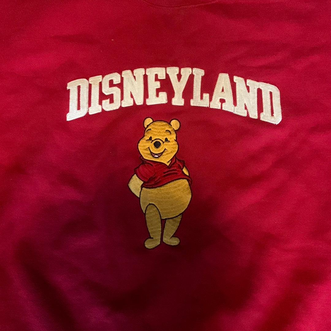 Disneyland POOh Crewneck - 26” x 27.5”