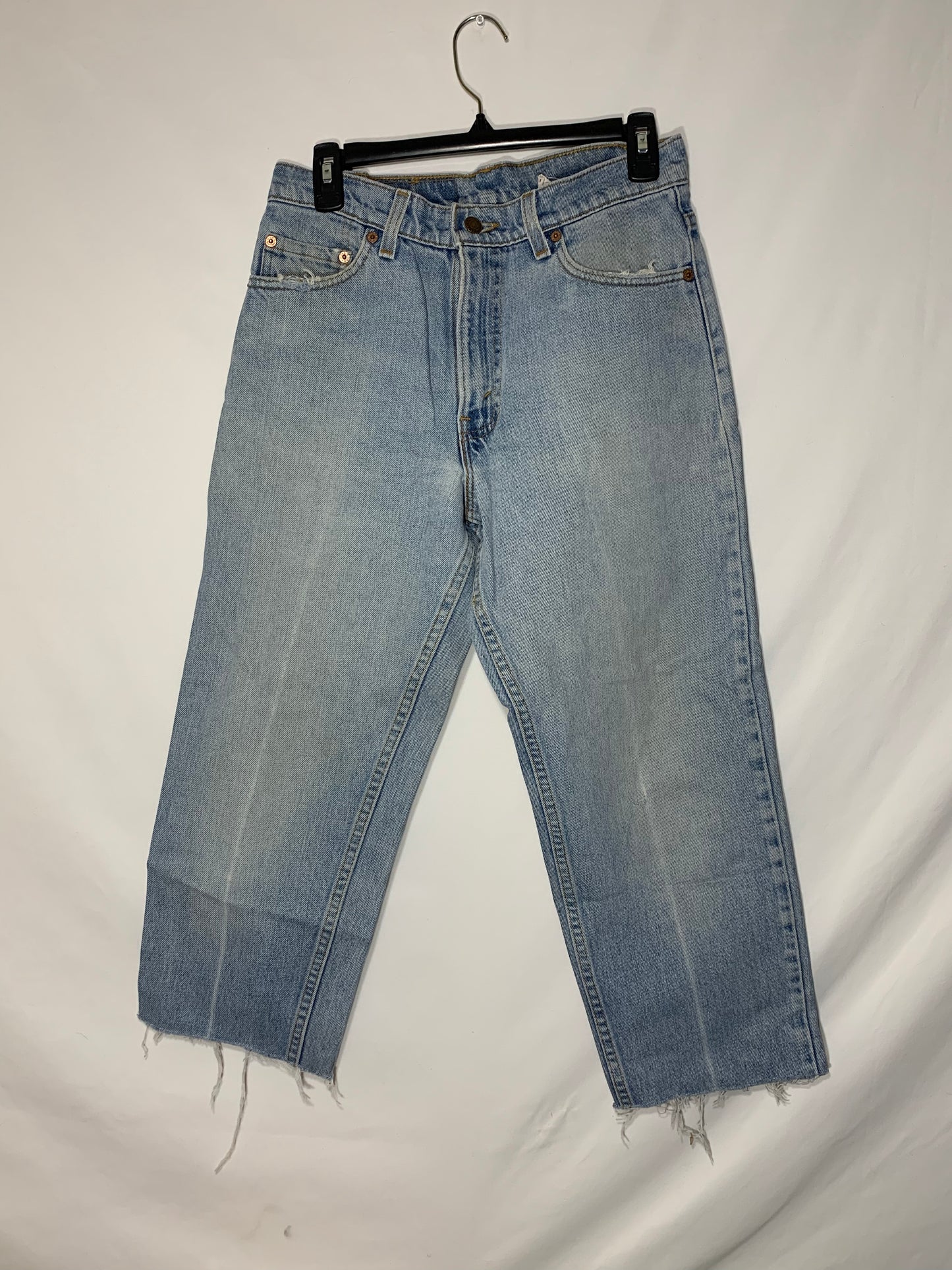 Levi 550 Cutoff Jeans Shorts - 29” x 22”